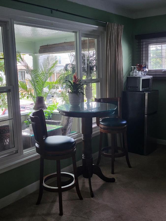 Your Oasis In Niagara Falls Canada Extérieur photo