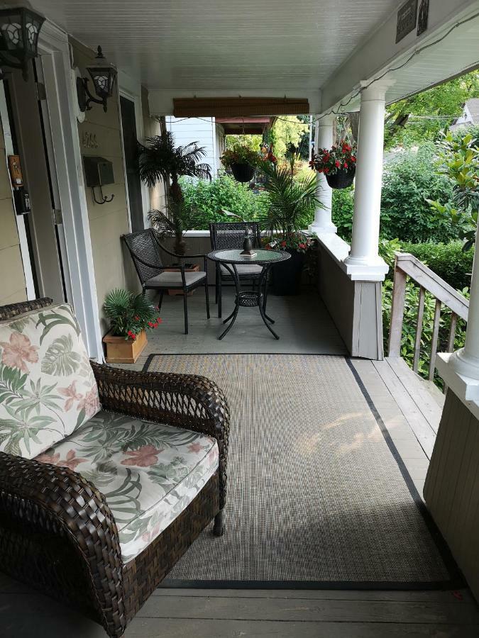 Your Oasis In Niagara Falls Canada Extérieur photo